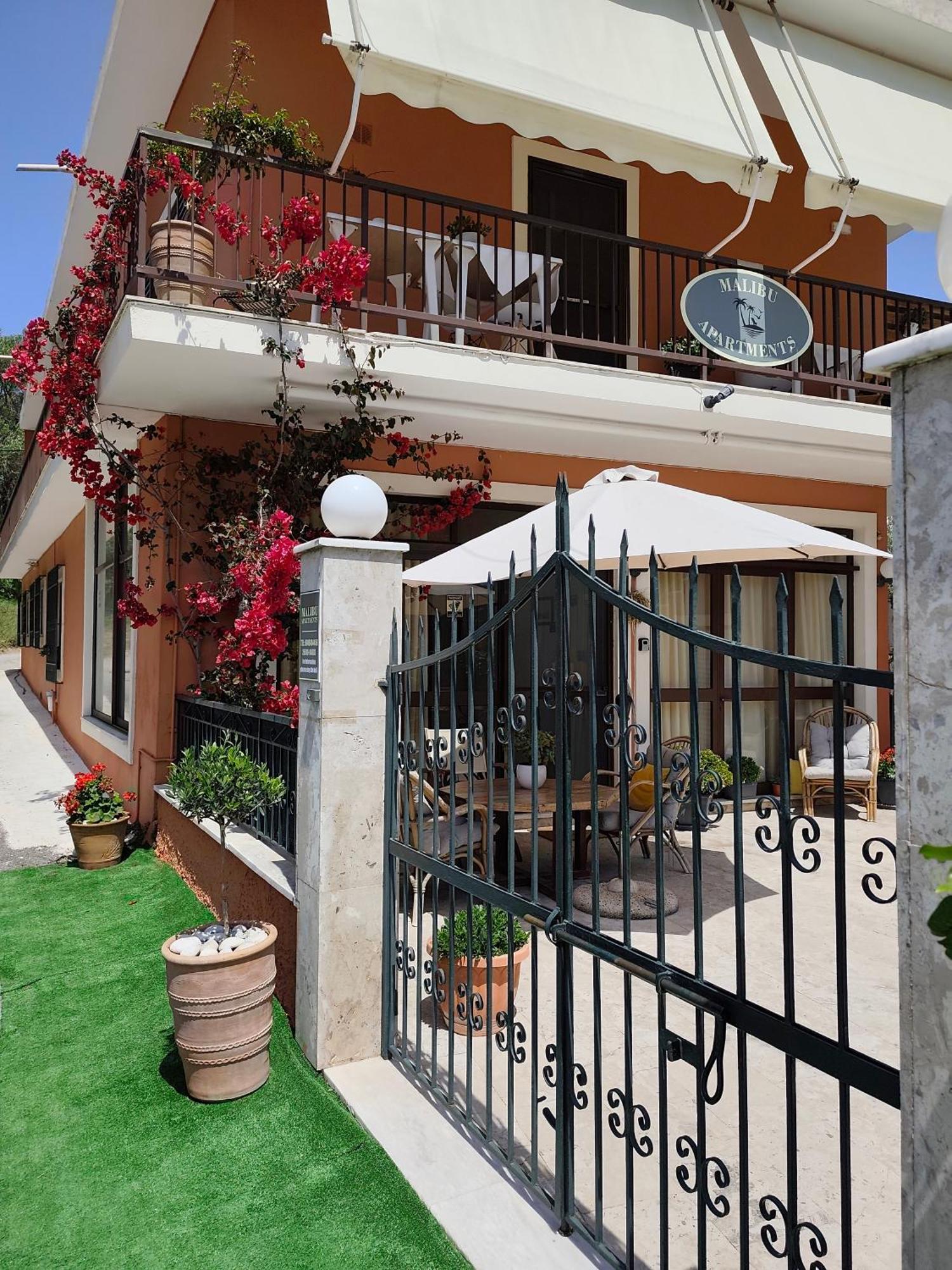 Appartamento Malibu Glifada Esterno foto